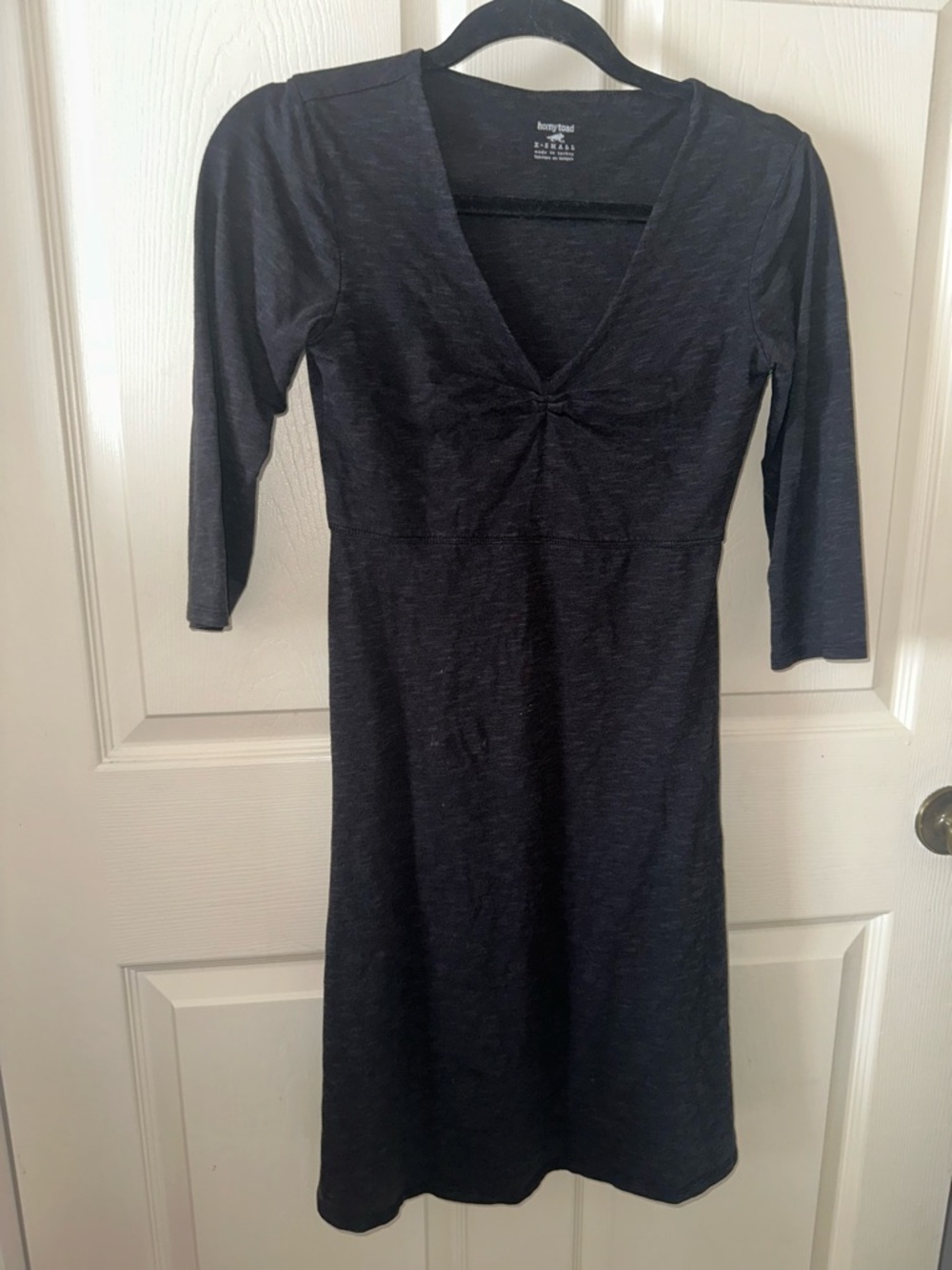 Horny Toad Black grey V-Neck Midi Dress with ruched Front XS gorpcore summer